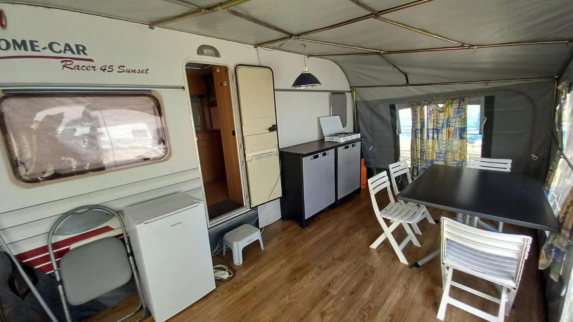 Room In Cabin - Caravan Near The Sea 4 Ugljan Croatia